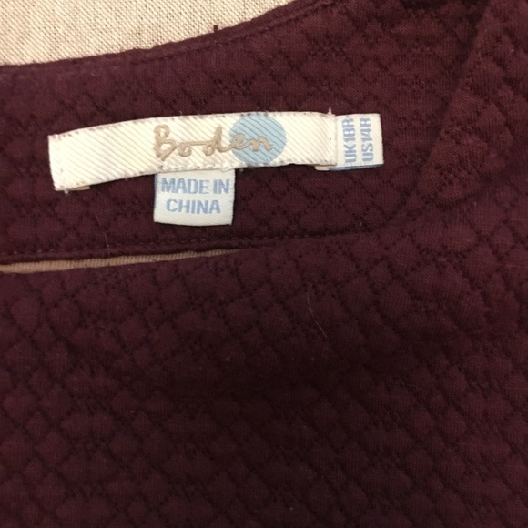 Beautiful fit and flair dress - Picture 3 of 7